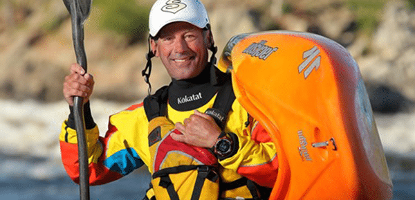 Resound acompaña al campeón mundial de kayak, Eric Jackson